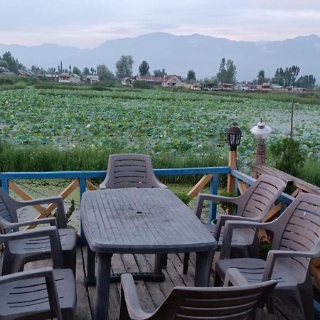 Golden Hopes Group Of Houseboats Hotel Srinagar  Luaran gambar