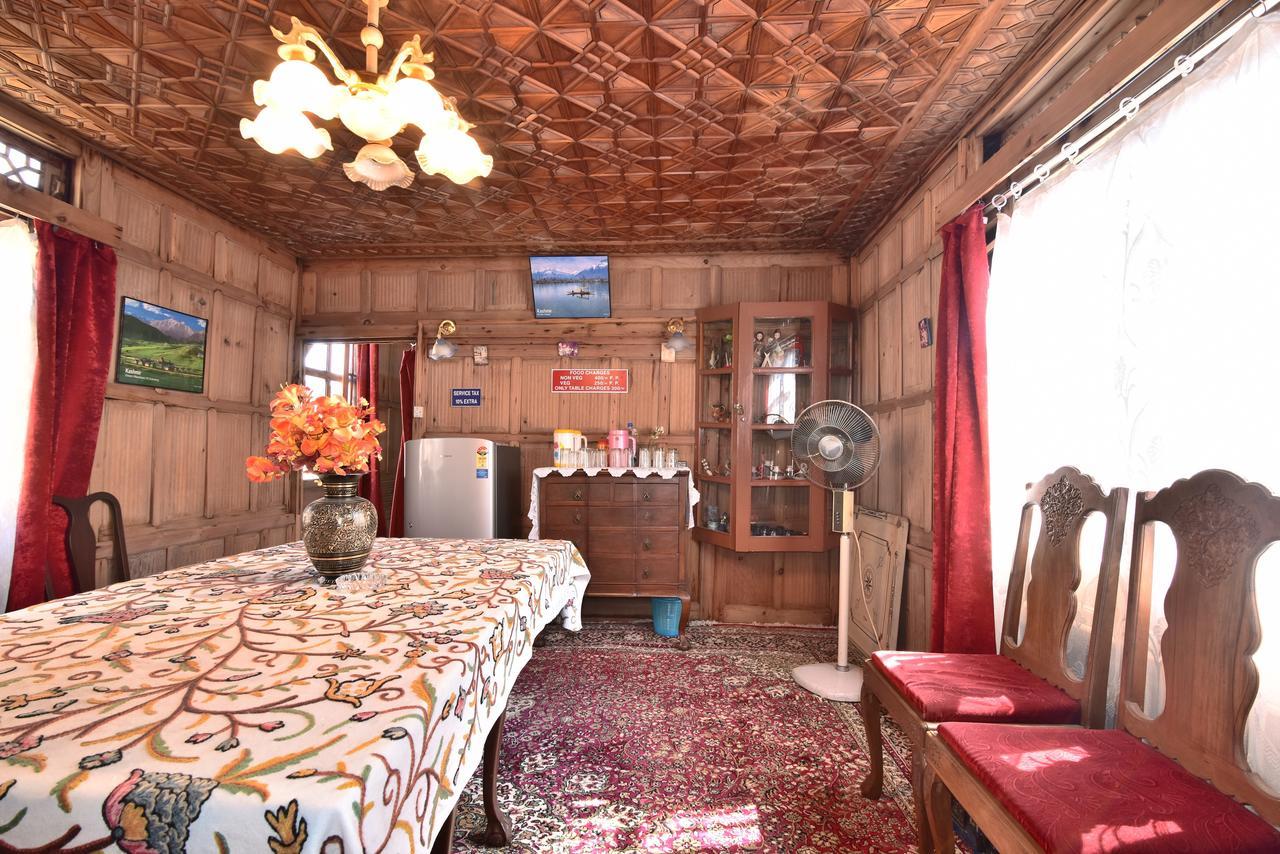 Golden Hopes Group Of Houseboats Hotel Srinagar  Luaran gambar